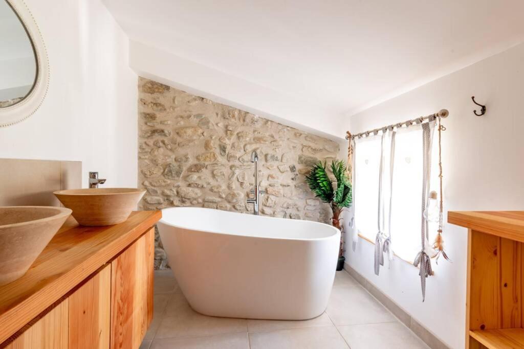 Chez Dabin - La Roche St Secret - 10Pers Villa Le Pegue Dış mekan fotoğraf